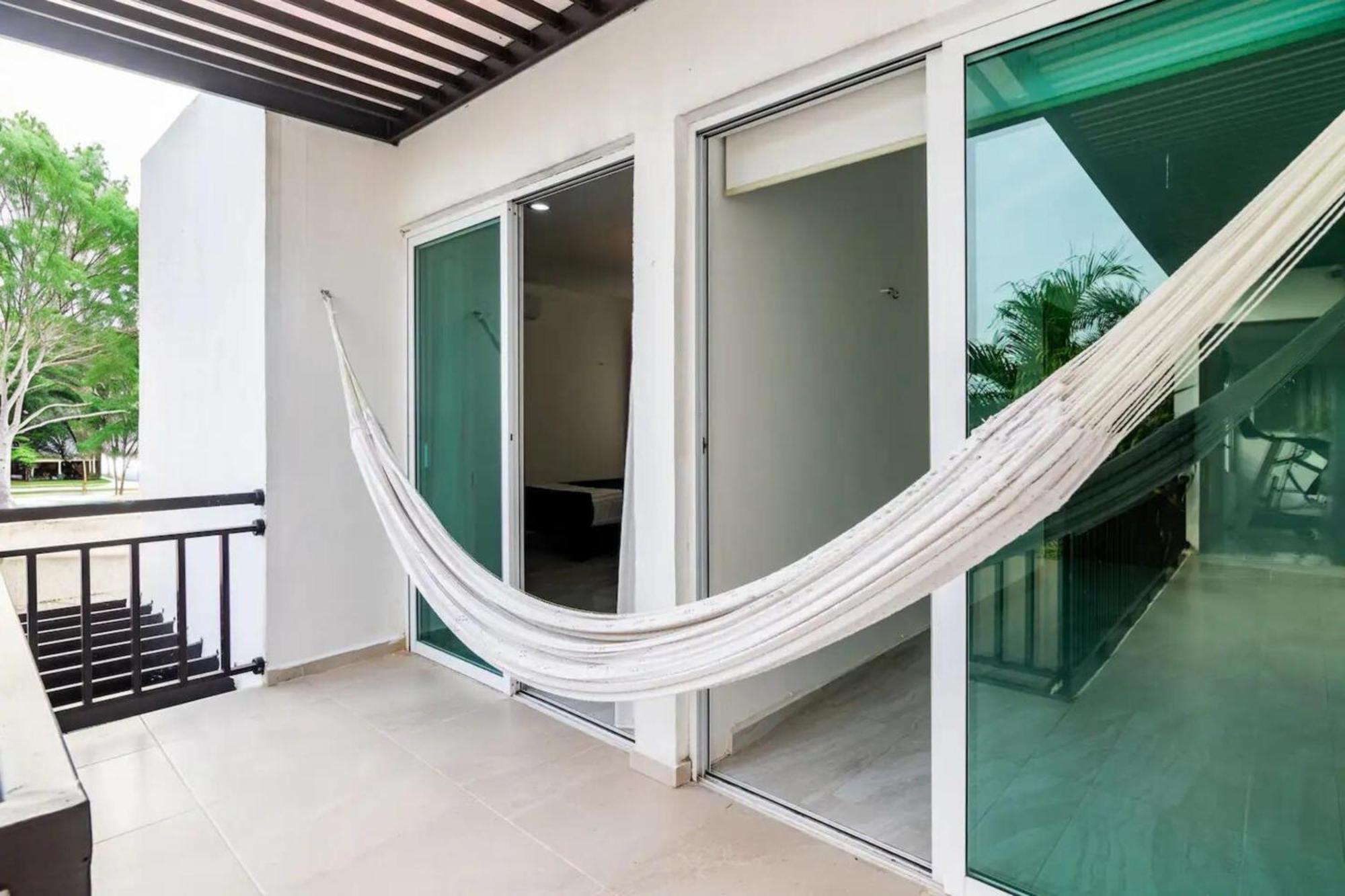 Villa Moderna Con Alberca, Gimnasio Y Cochera ميريدا المظهر الخارجي الصورة