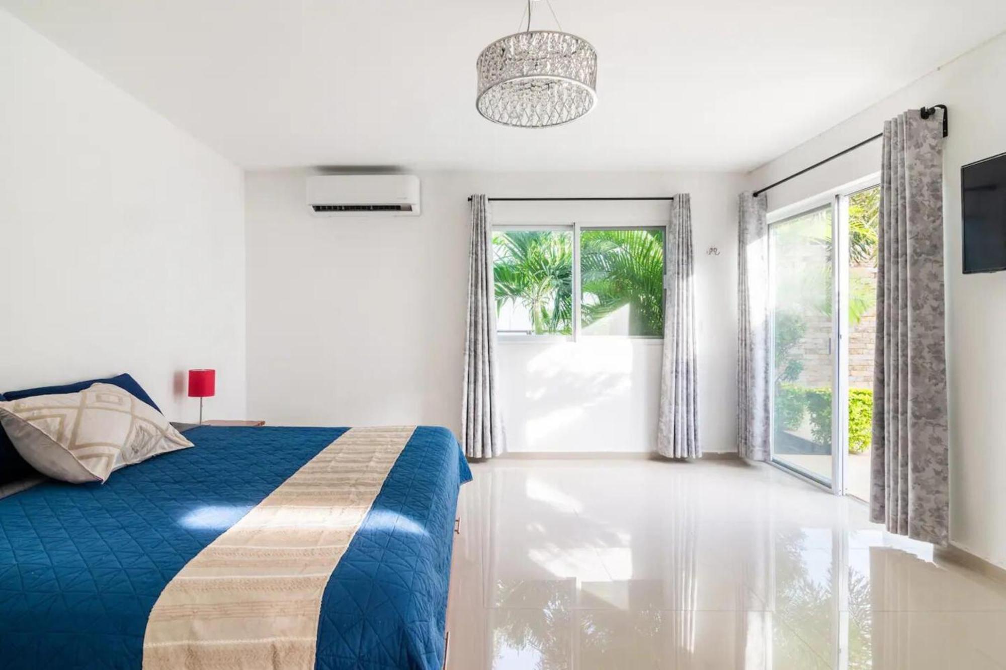 Villa Moderna Con Alberca, Gimnasio Y Cochera ميريدا المظهر الخارجي الصورة