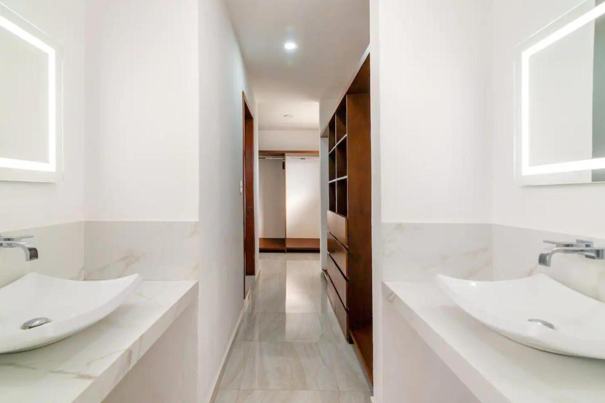 Villa Moderna Con Alberca, Gimnasio Y Cochera ميريدا المظهر الخارجي الصورة